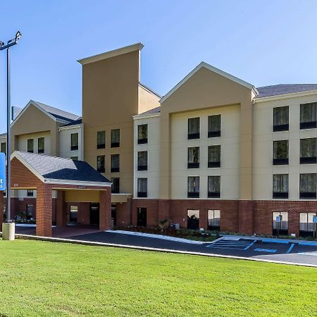 Comfort Inn & Suites Dalton Exterior photo